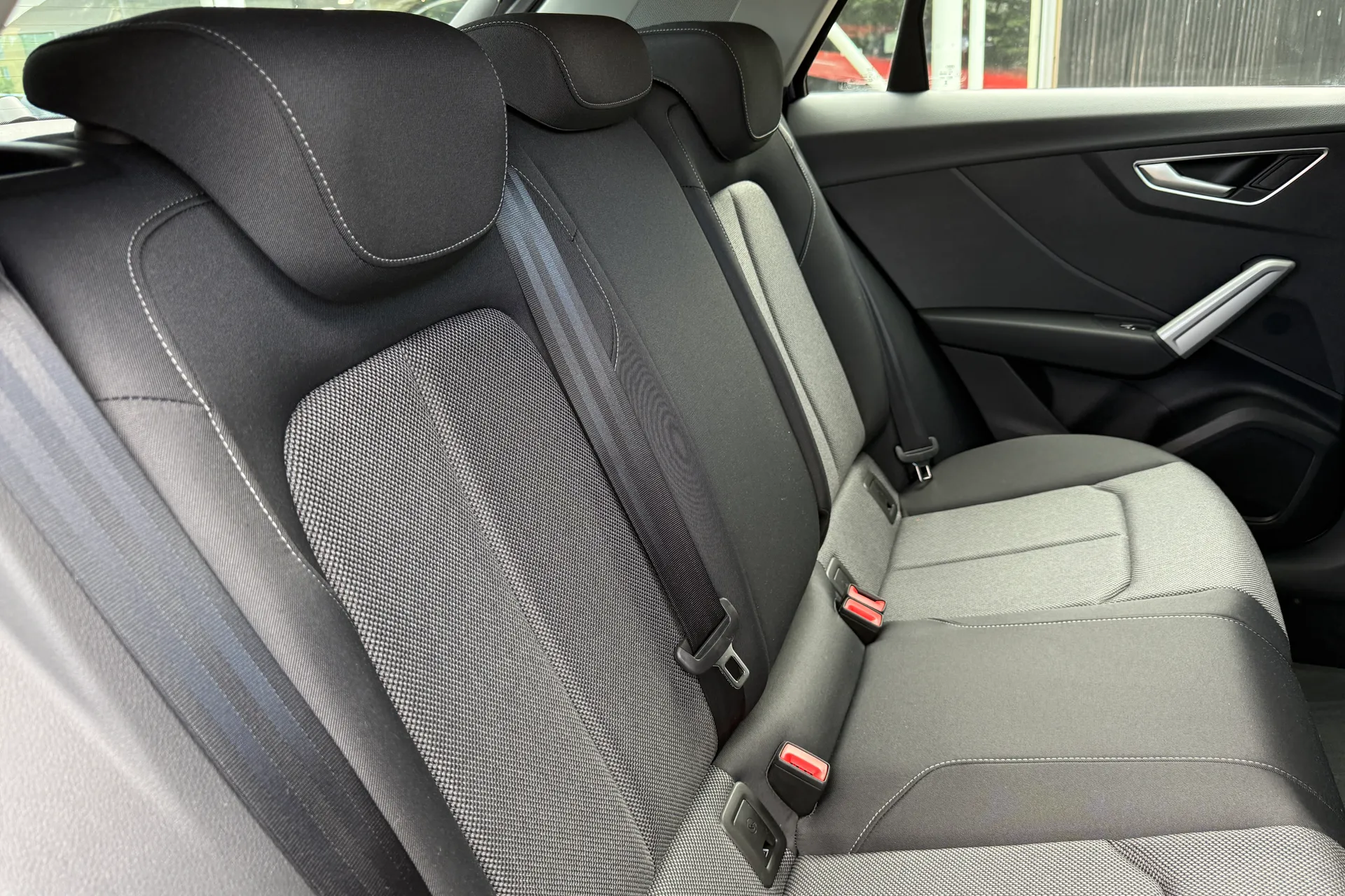Audi Q2 thumbnail image number 33