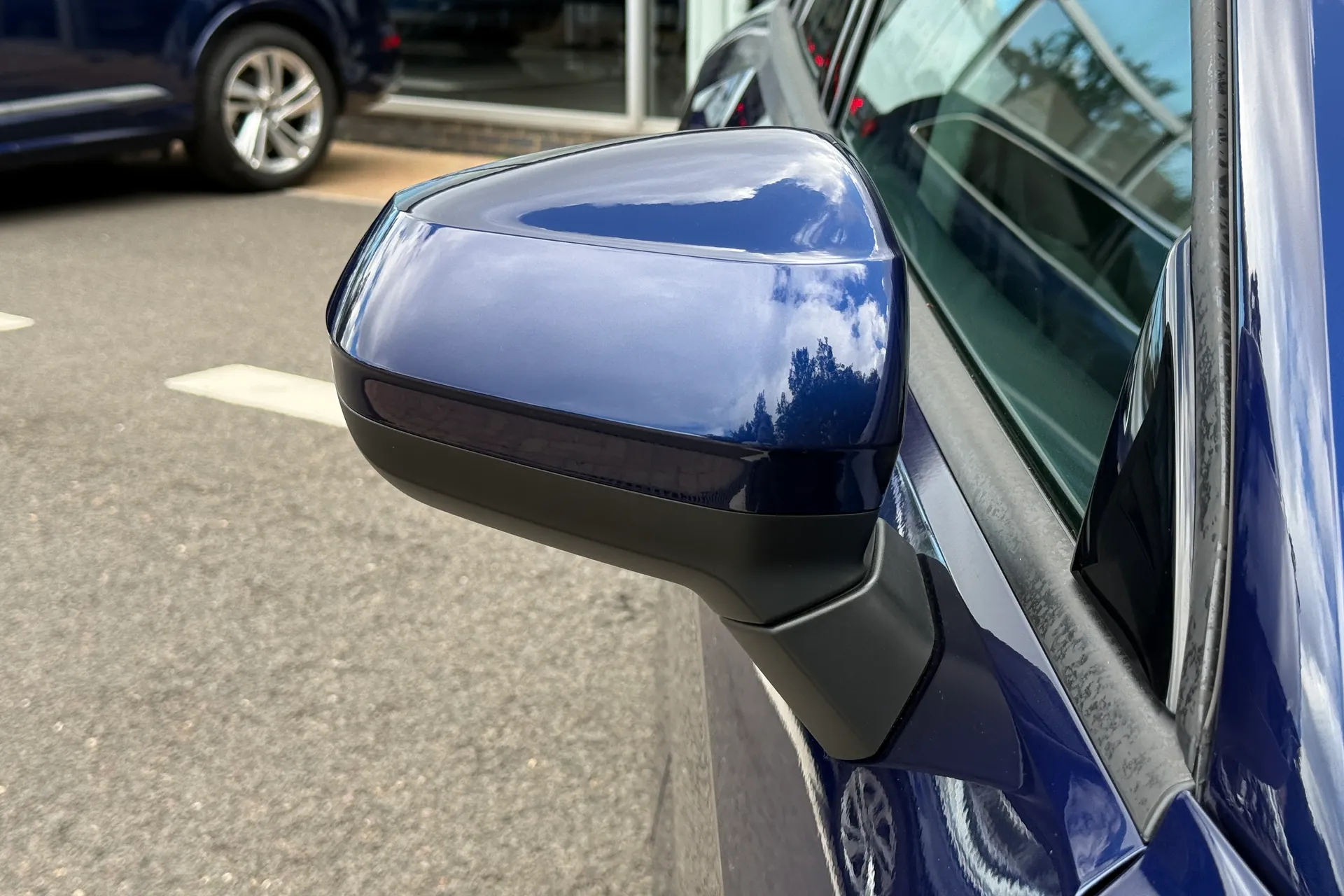 Audi Q2 thumbnail image number 13