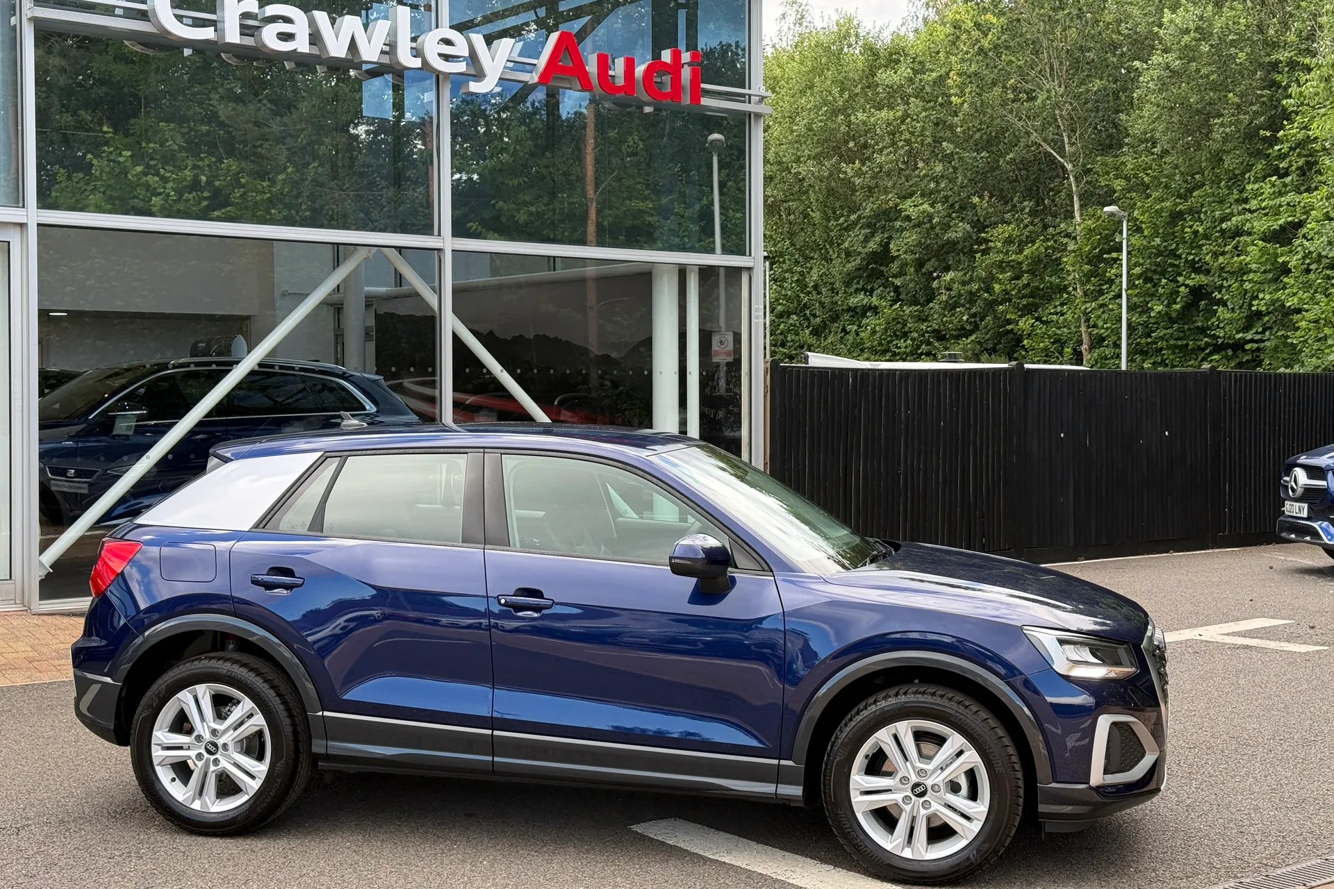 Audi Q2 thumbnail image number 2
