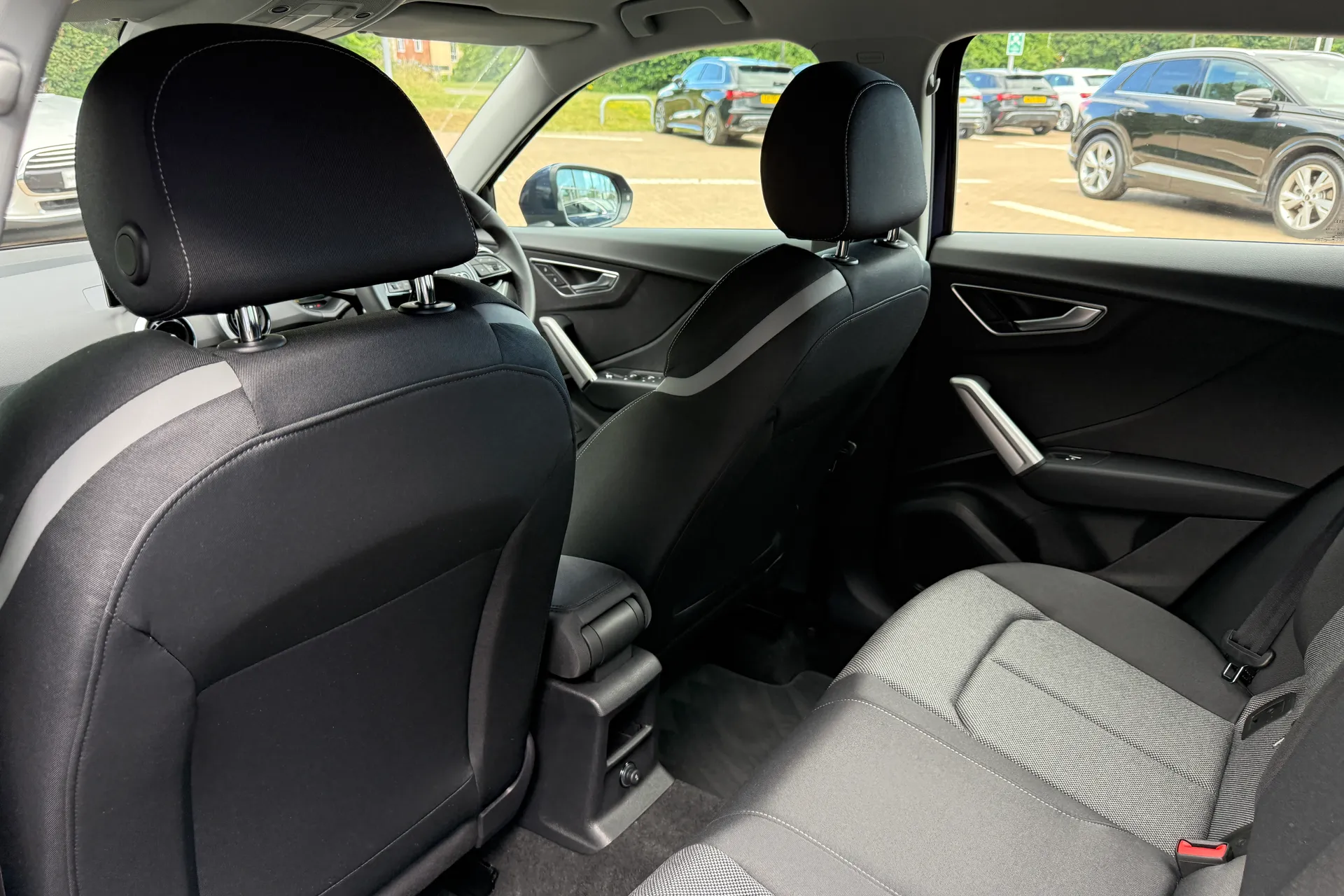 Audi Q2 thumbnail image number 48