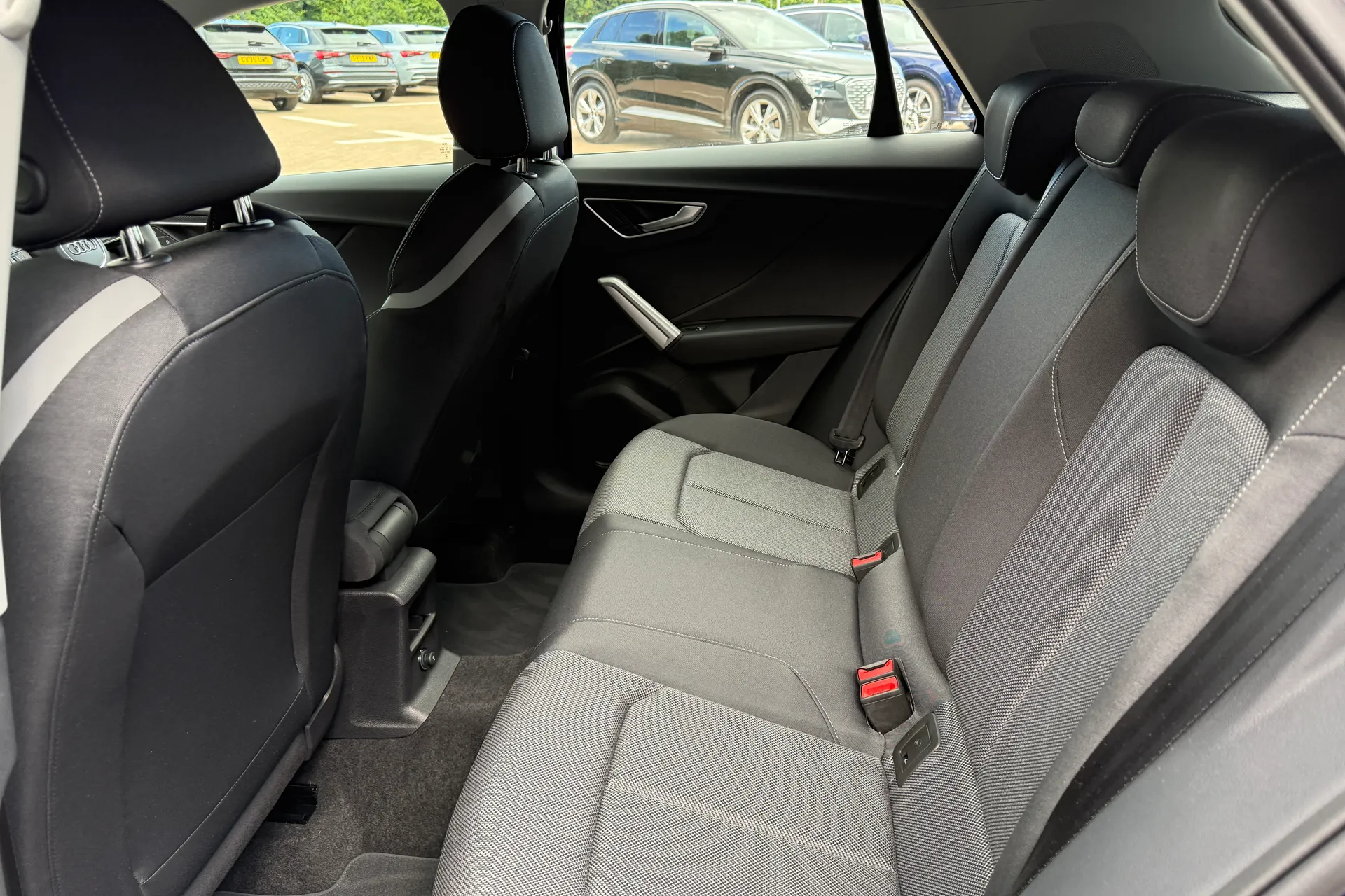 Audi Q2 thumbnail image number 50