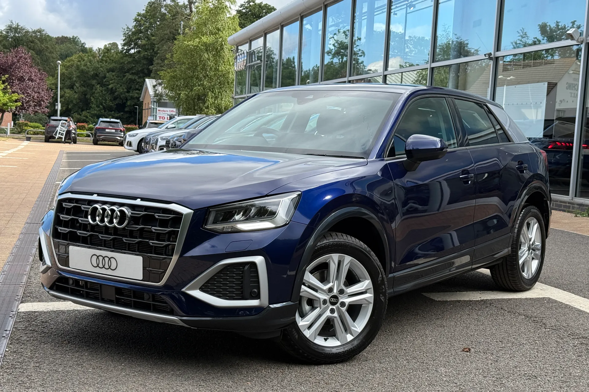 Audi Q2 thumbnail image number 54