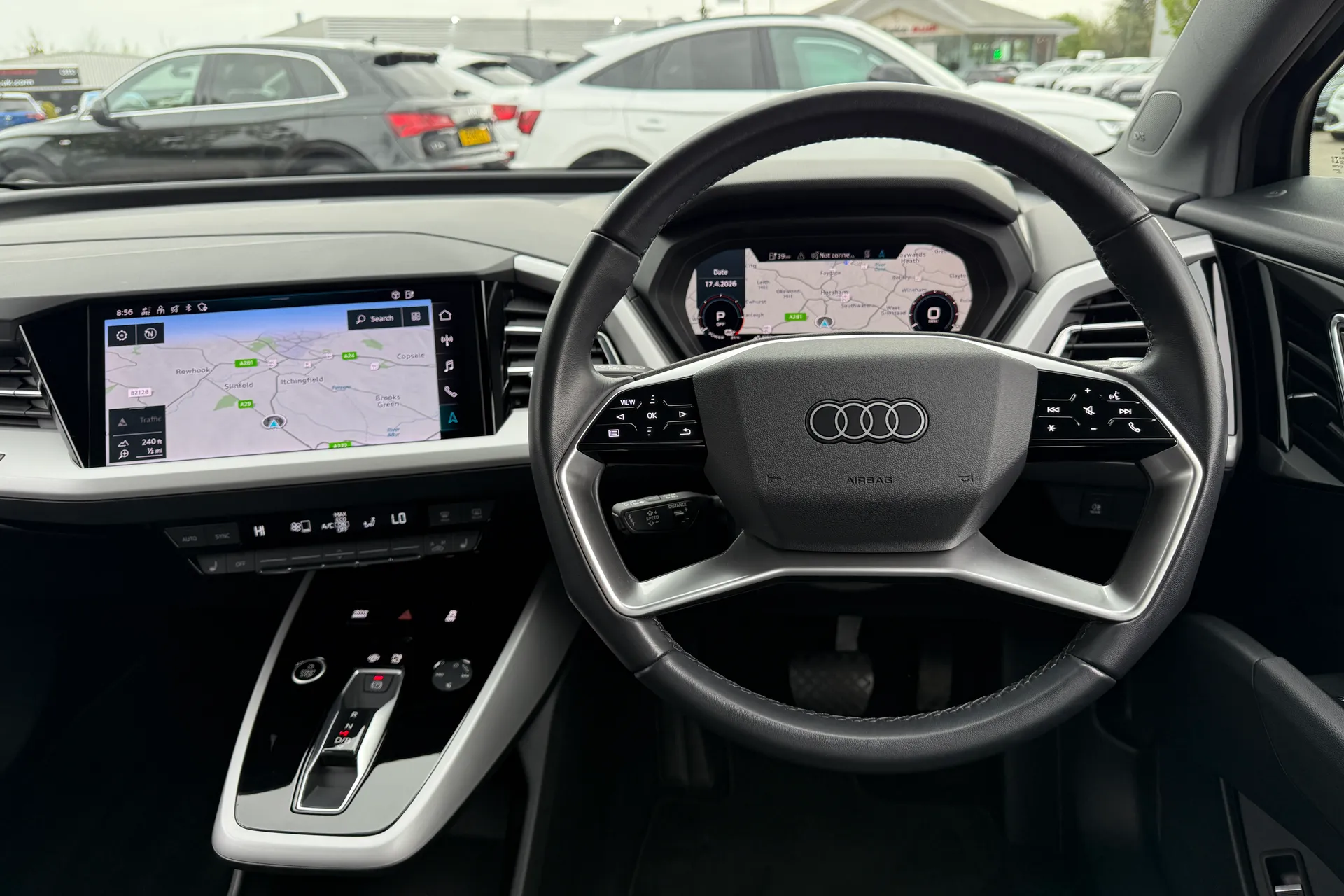 Audi Q4 thumbnail image number 6