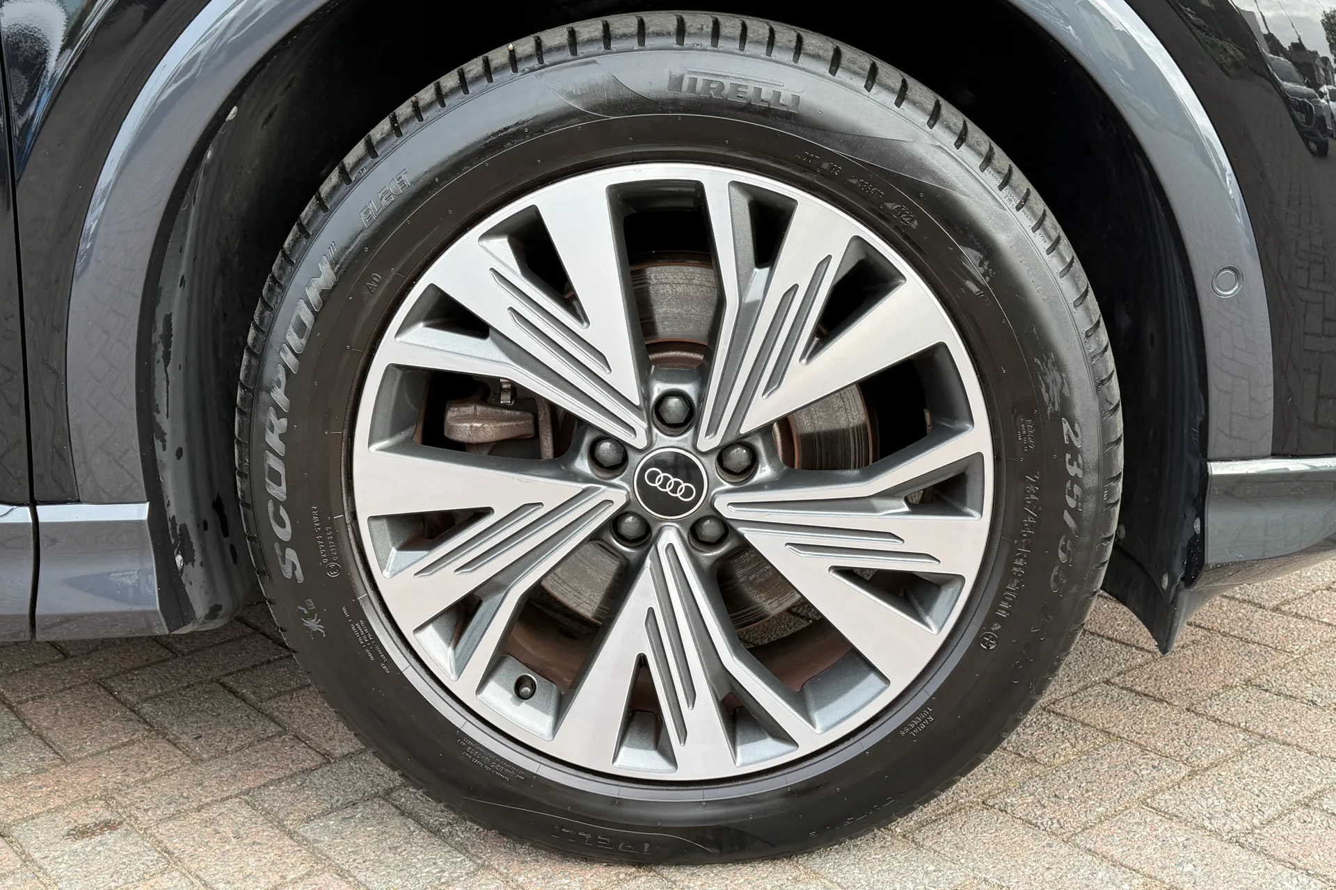 Audi Q4 thumbnail image number 49