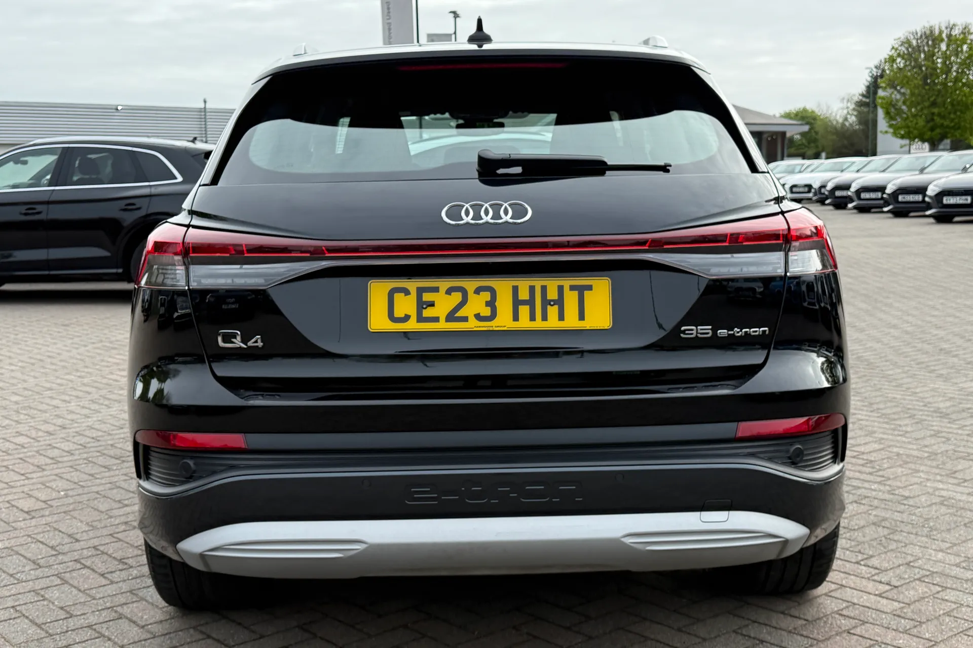 Audi Q4 thumbnail image number 34