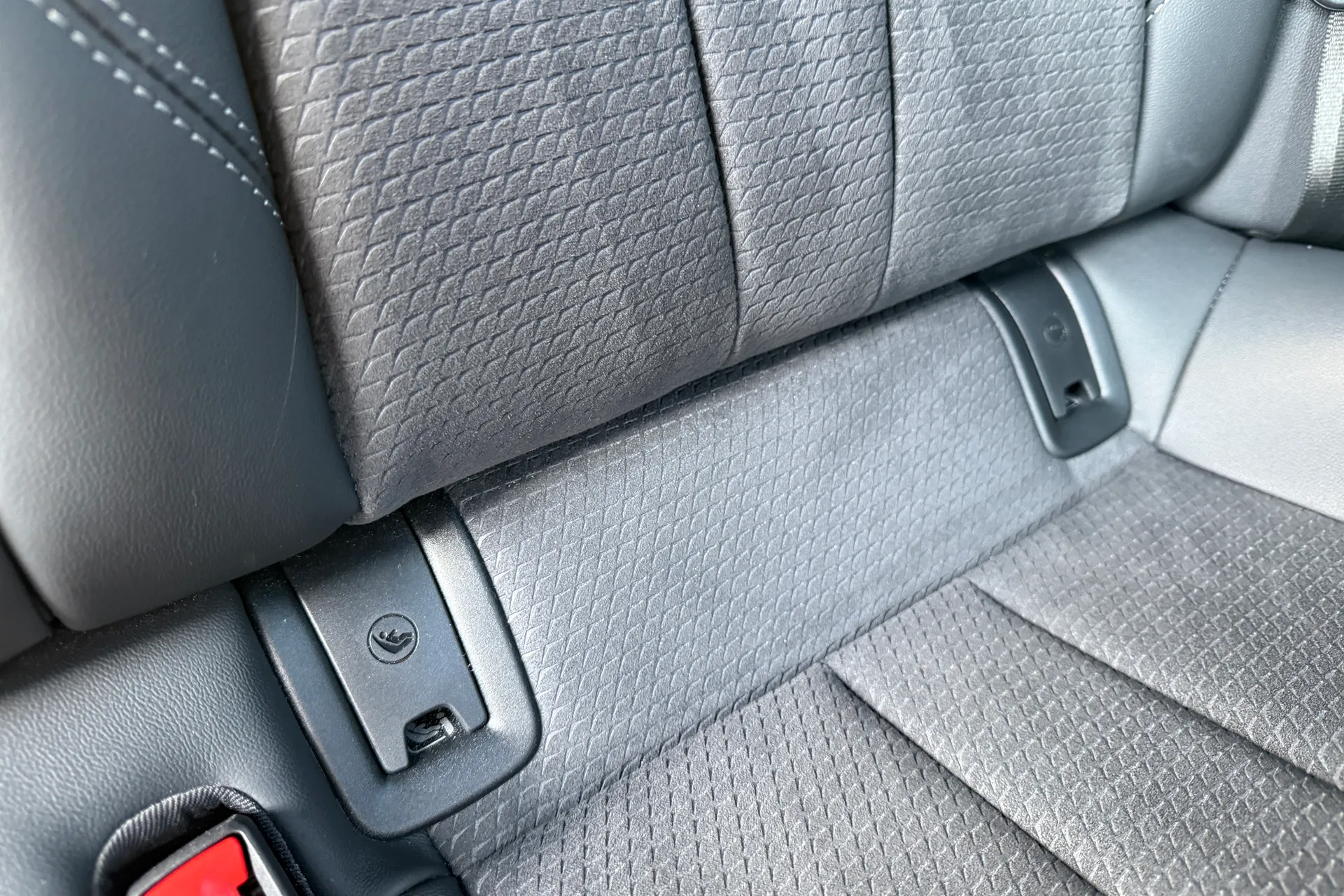 Audi A4 thumbnail image number 44
