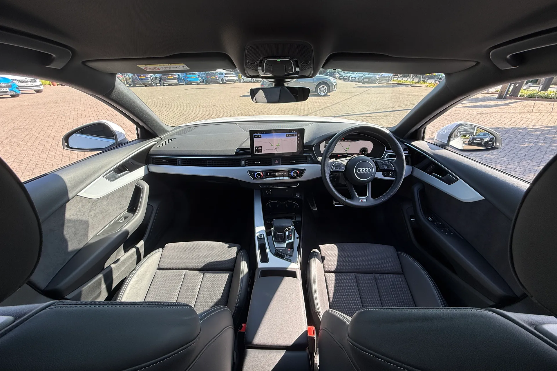 Audi A4 thumbnail image number 3