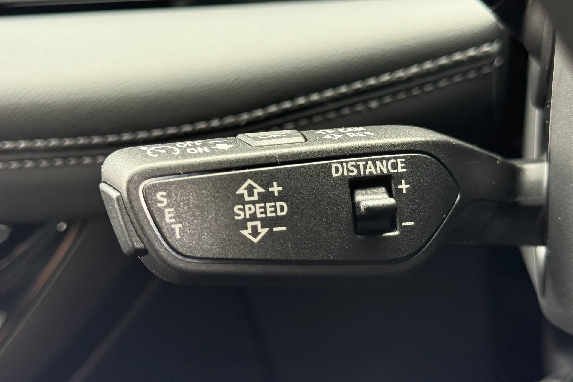 Audi A6 thumbnail image number 19
