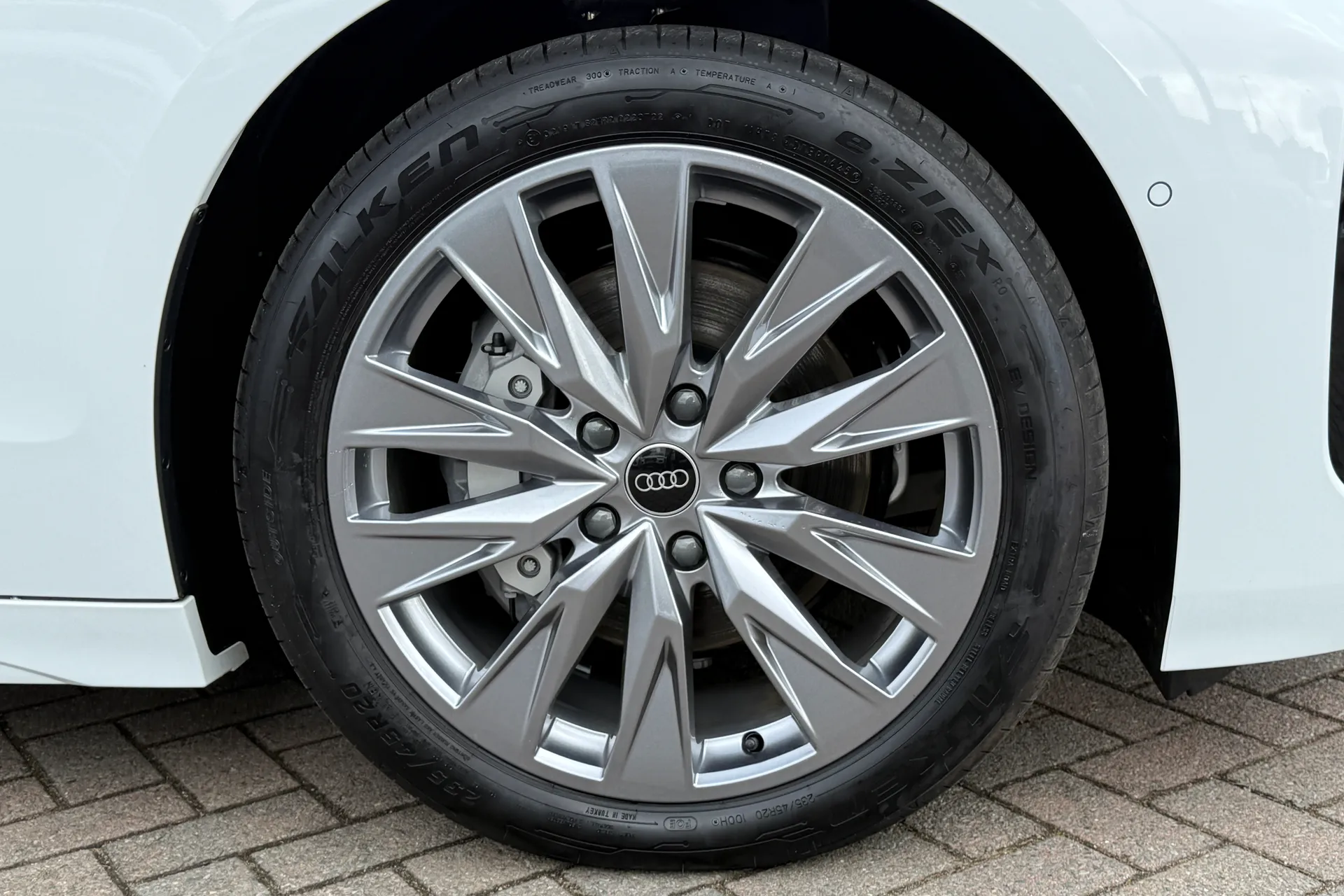 Audi A6 thumbnail image number 52