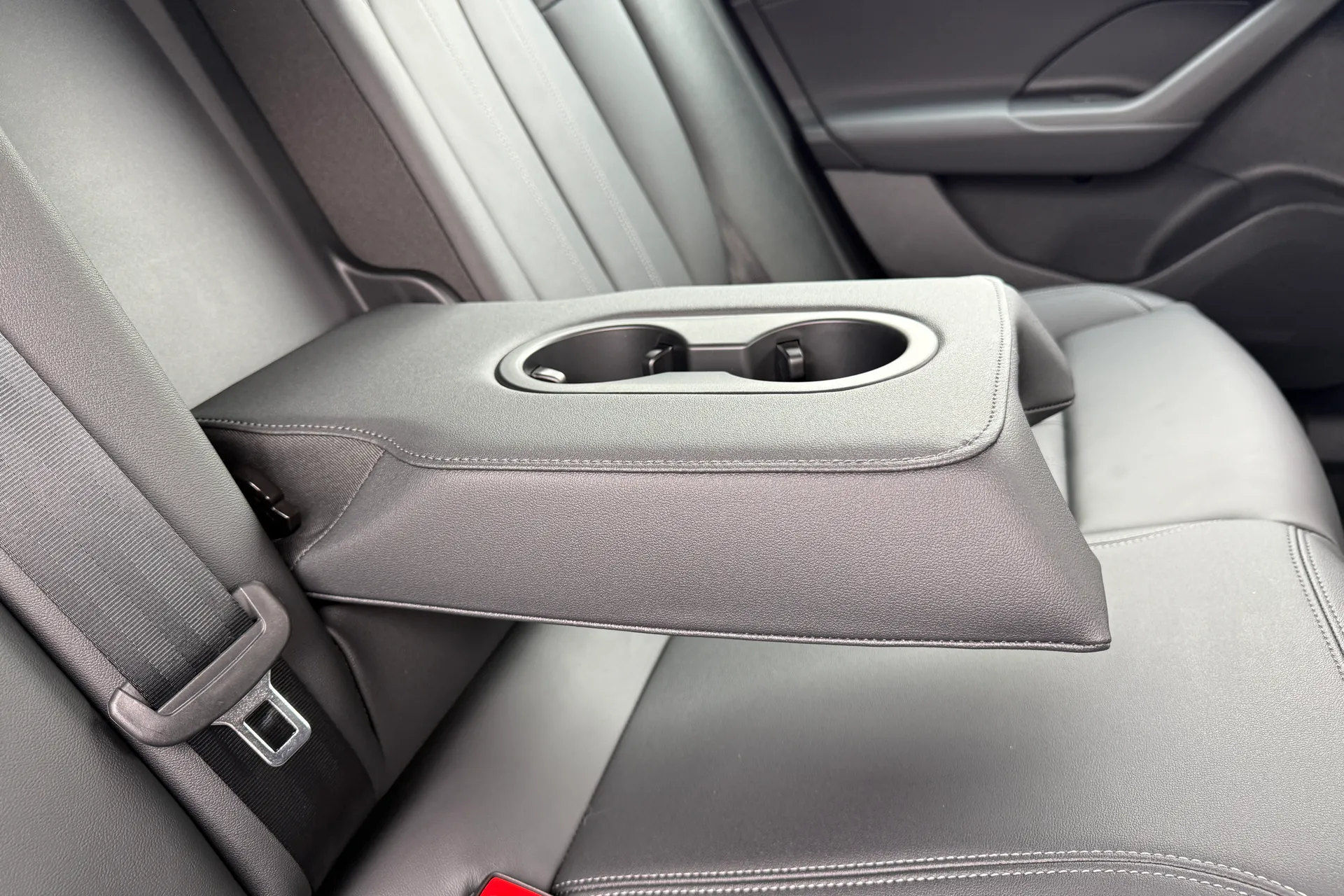 Audi A6 thumbnail image number 49