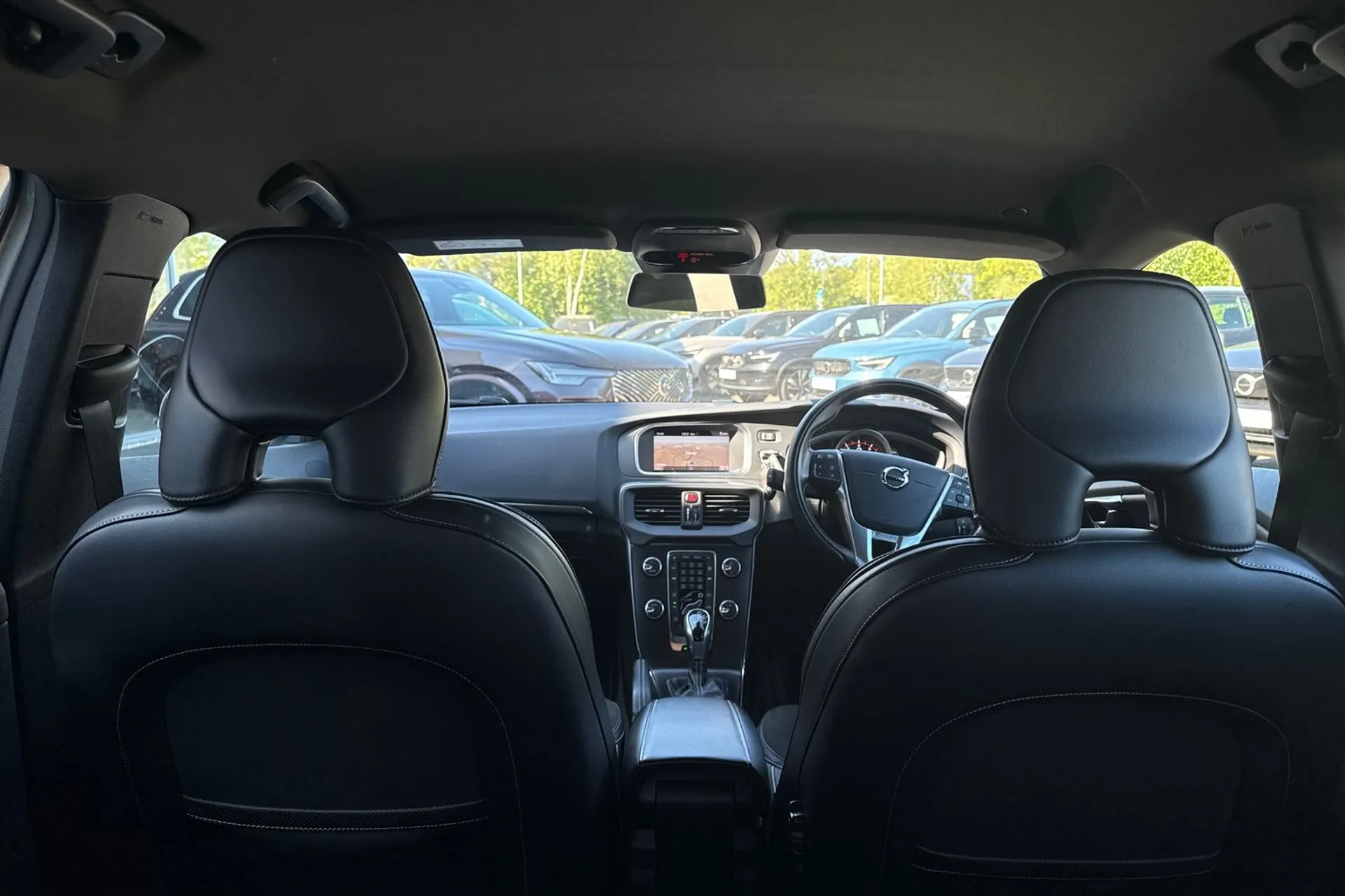 Volvo V40 thumbnail image number 21