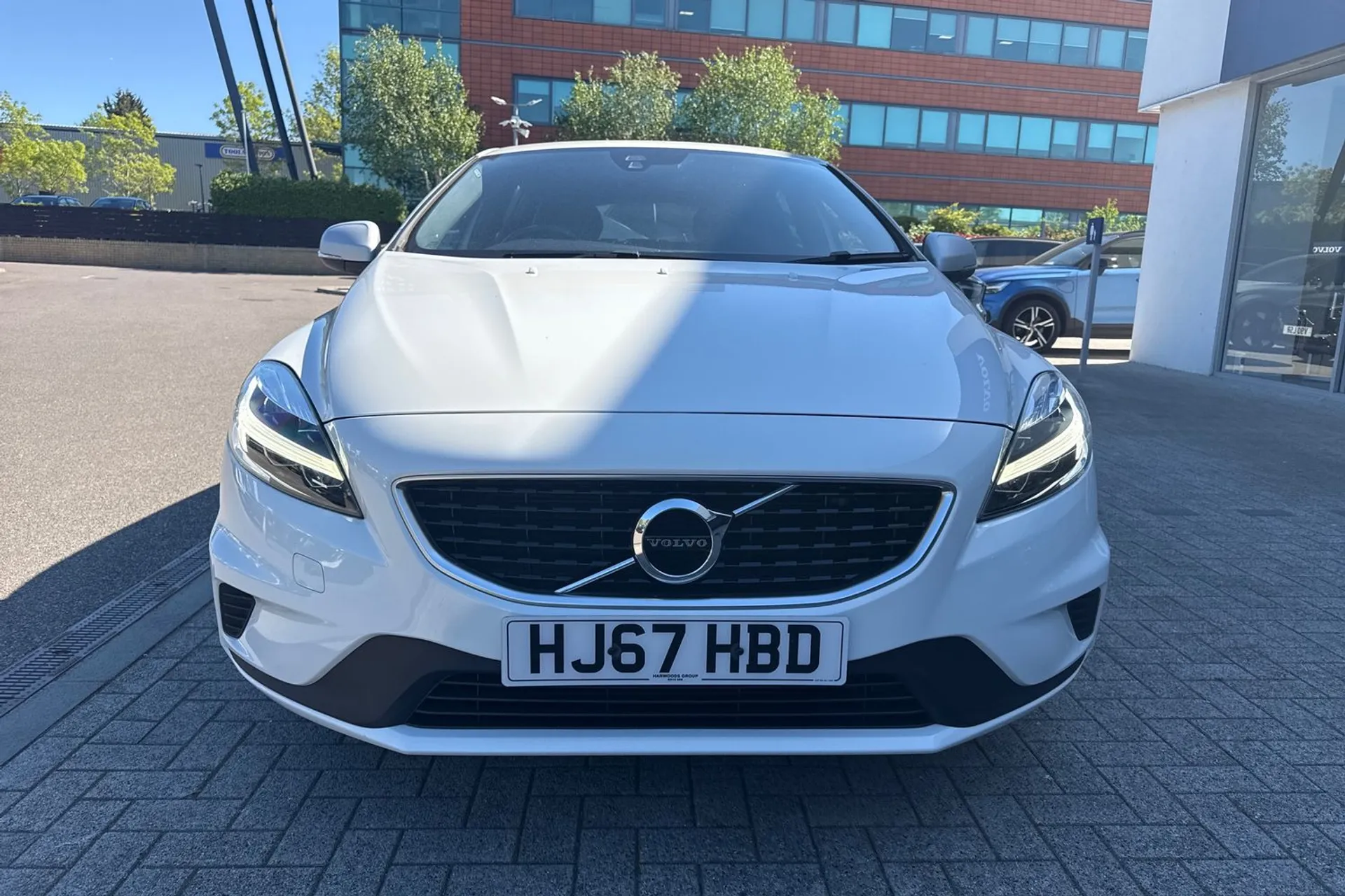 Volvo V40 thumbnail image number 13