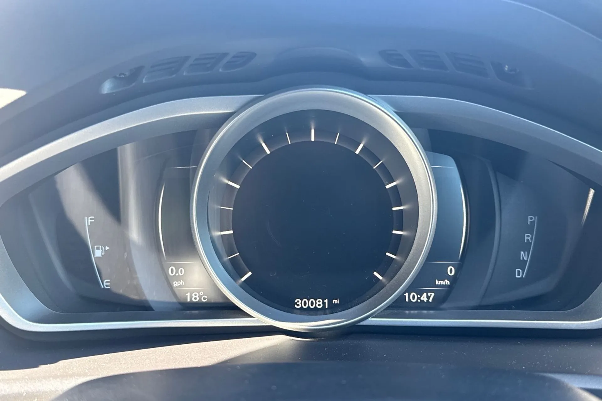 Volvo V40 thumbnail image number 40