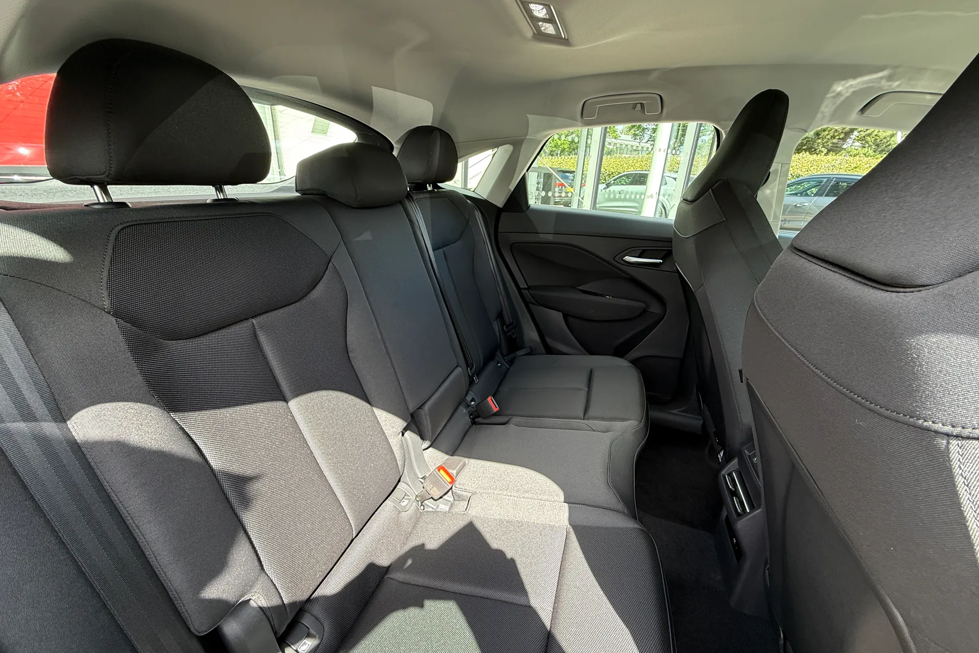 Audi Q3 thumbnail image number 38