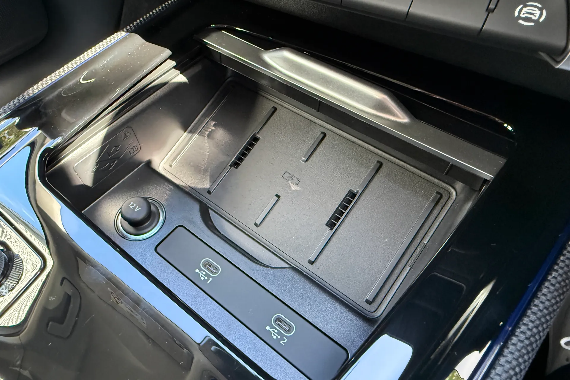 Audi Q3 thumbnail image number 26