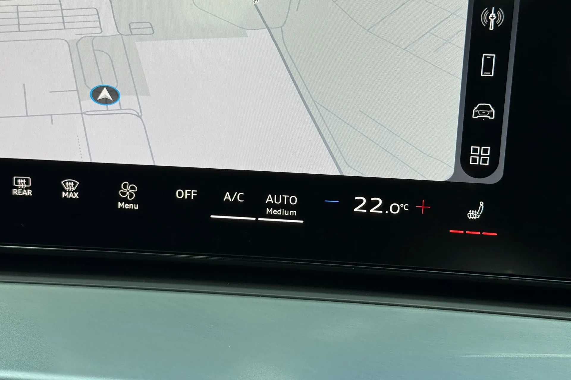 Audi Q3 thumbnail image number 14