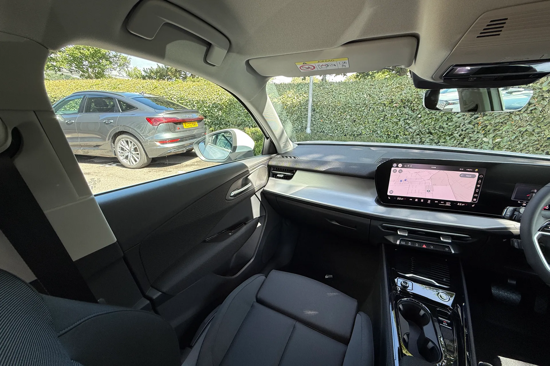 Audi Q3 thumbnail image number 43