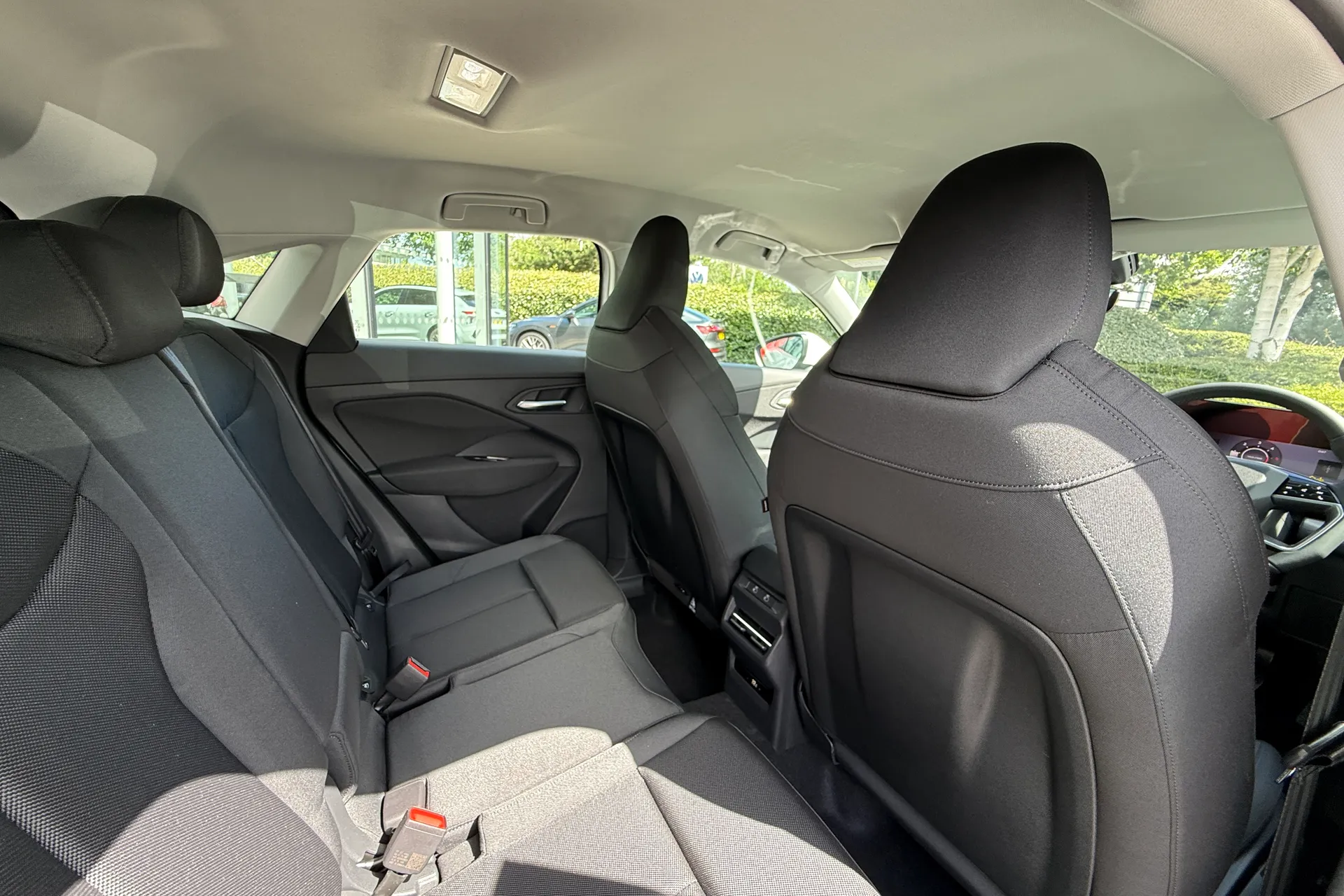 Audi Q3 thumbnail image number 37
