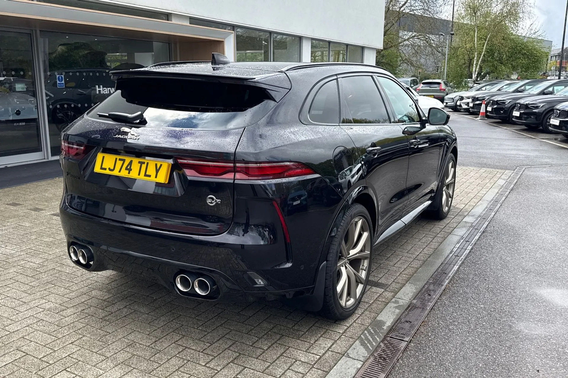 Jaguar F-Pace thumbnail image number 8