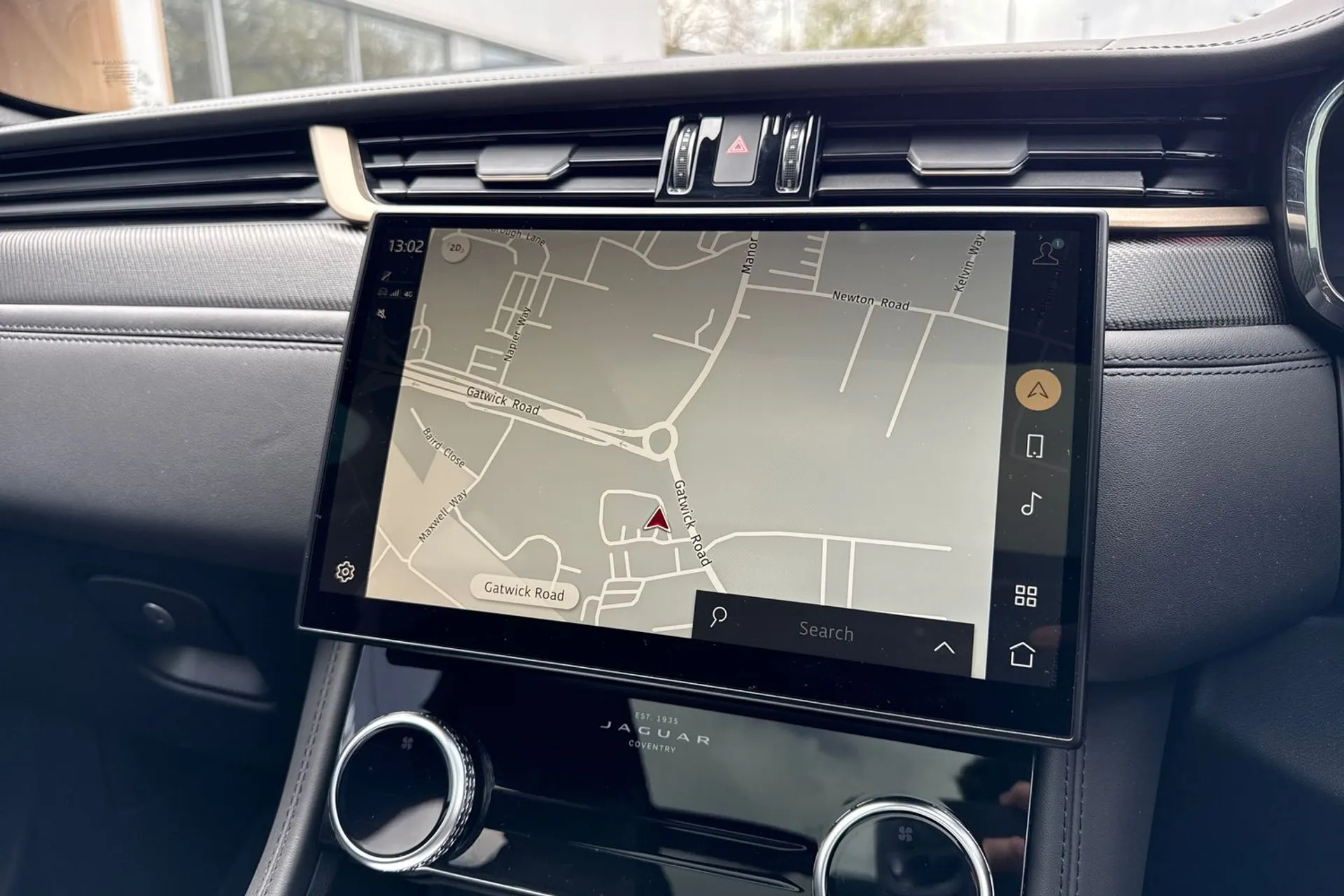 Jaguar F-Pace thumbnail image number 5