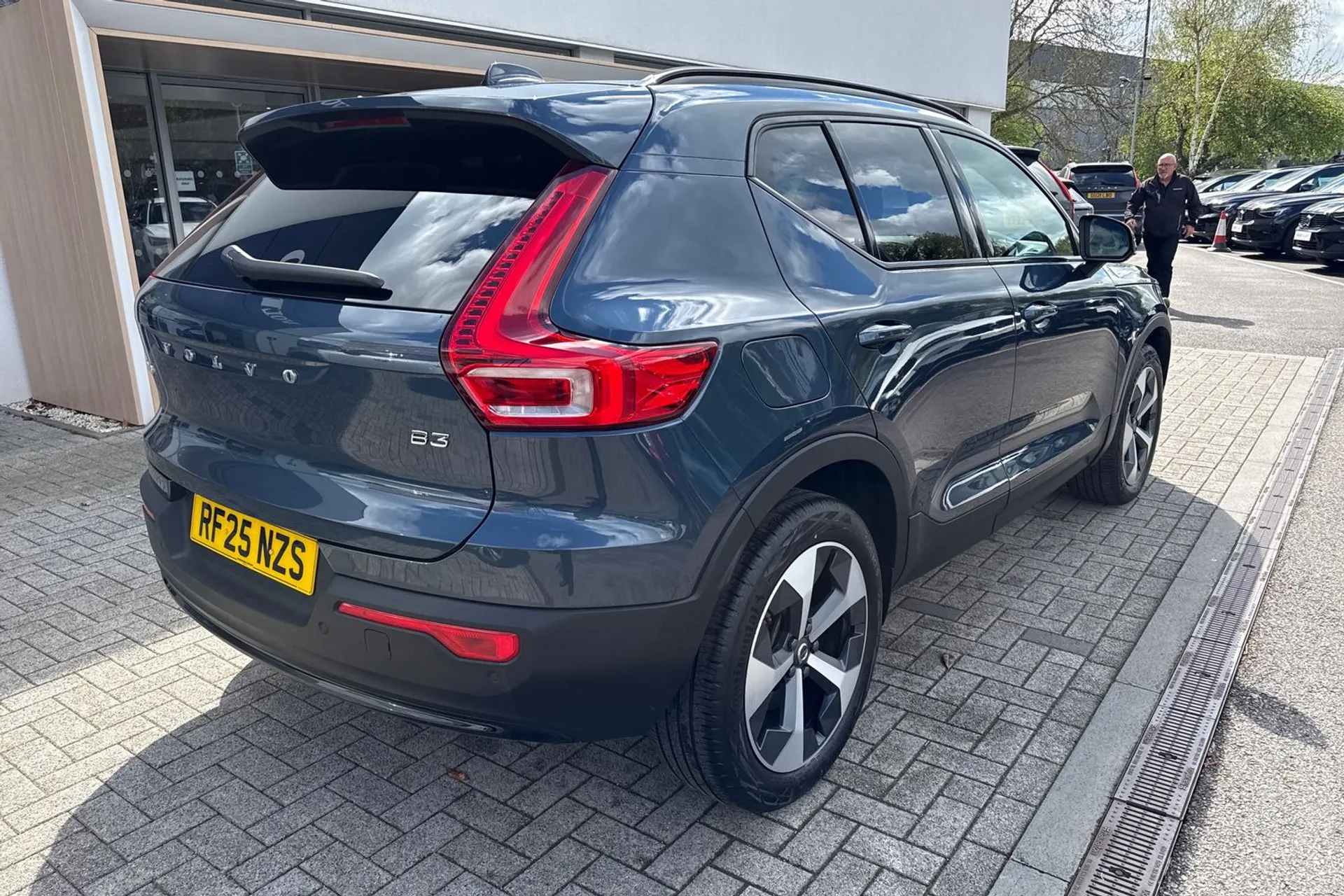 Volvo XC40 thumbnail image number 8
