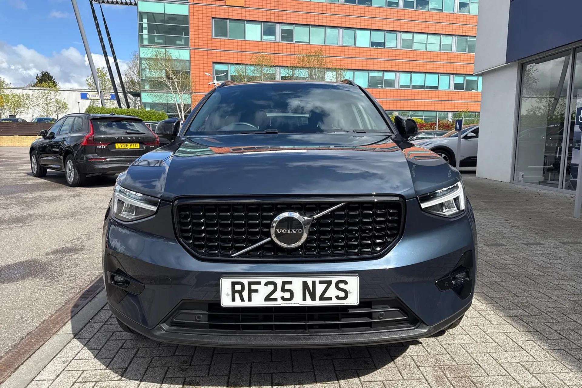 Volvo XC40 thumbnail image number 13