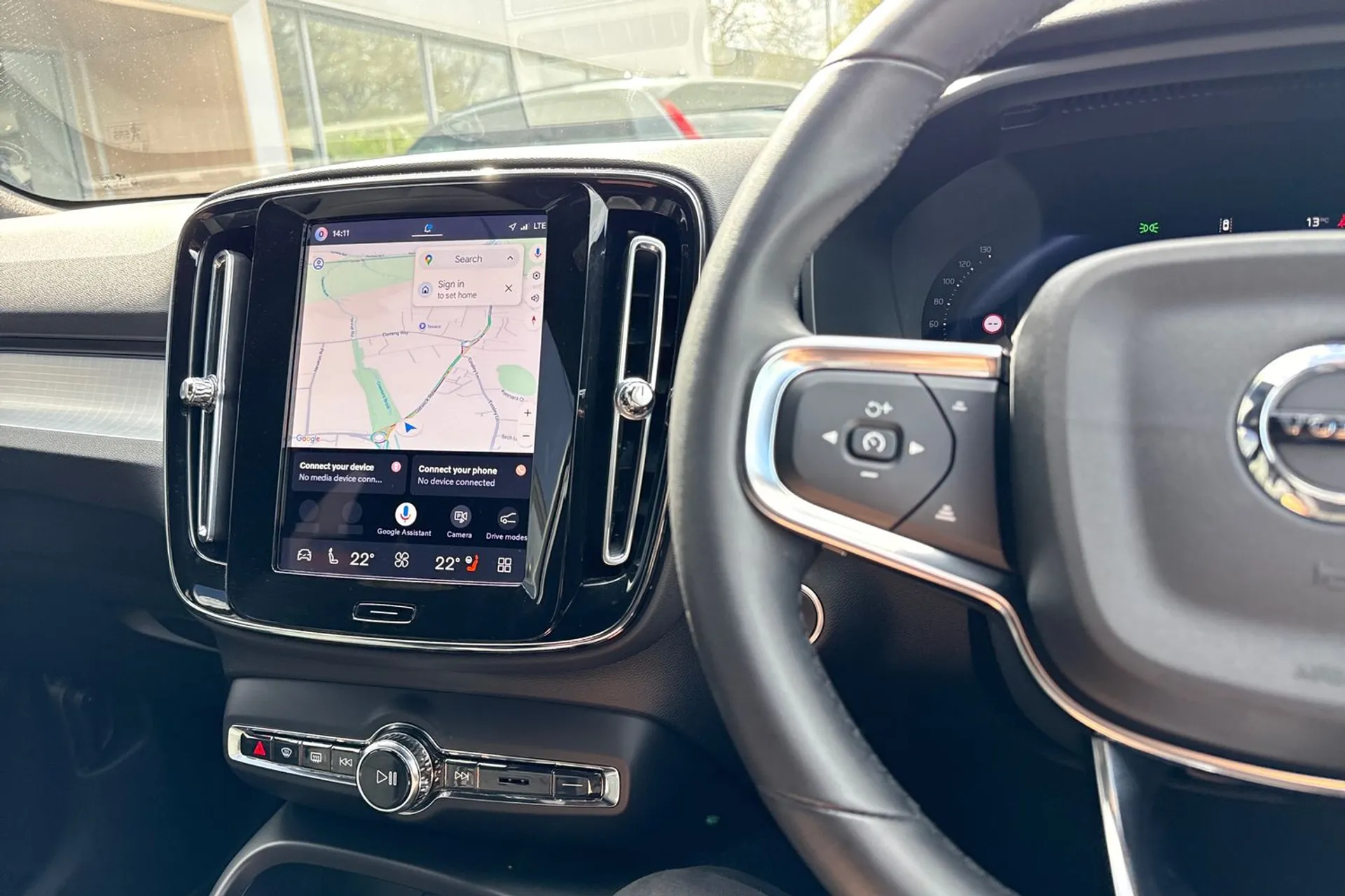 Volvo XC40 thumbnail image number 36