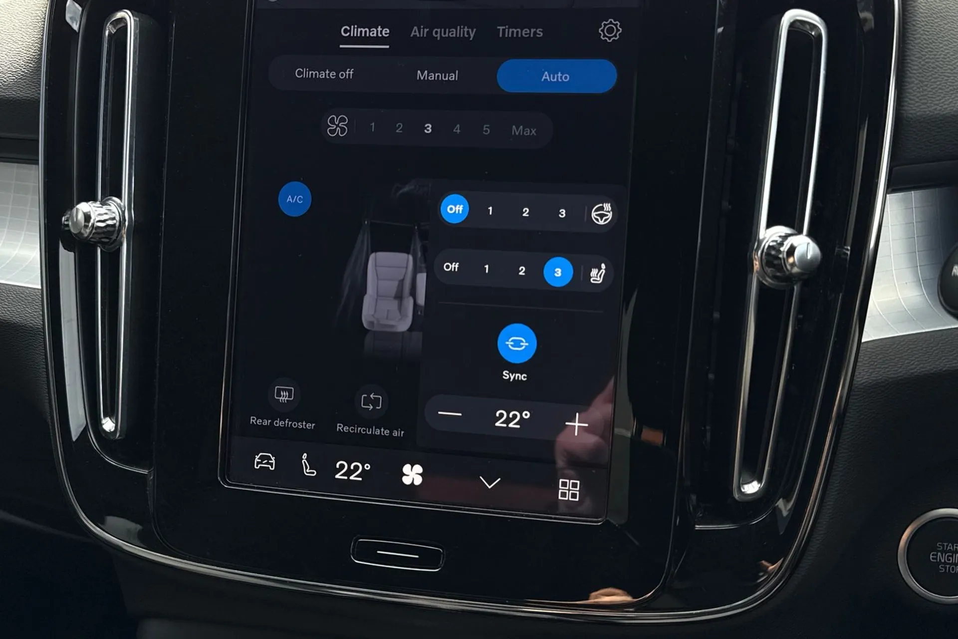 Volvo XC40 thumbnail image number 39