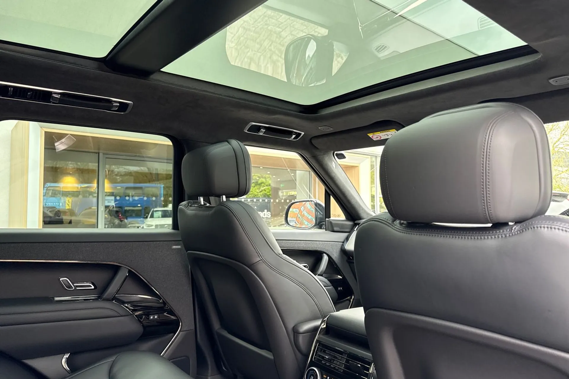 LAND ROVER RANGE ROVER SPORT thumbnail image number 28