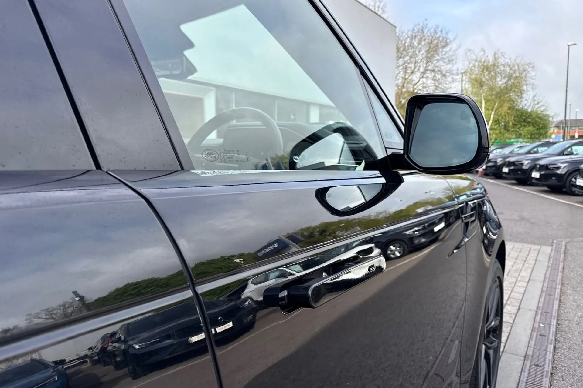 LAND ROVER RANGE ROVER SPORT thumbnail image number 19