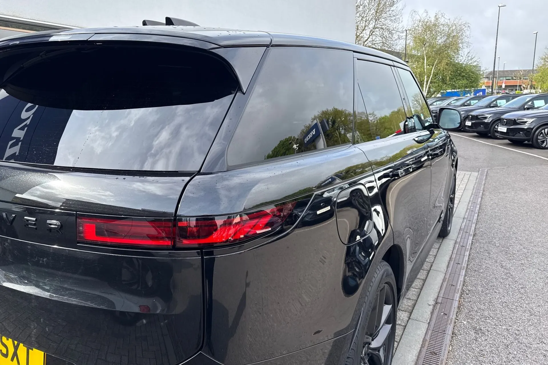 LAND ROVER RANGE ROVER SPORT thumbnail image number 16