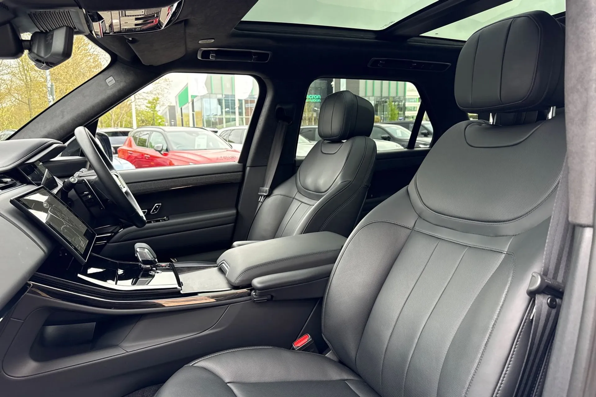 LAND ROVER RANGE ROVER SPORT thumbnail image number 32