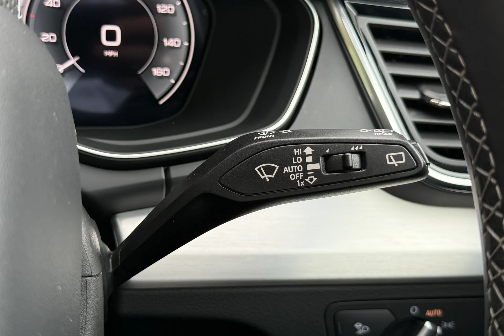 Audi Q5 thumbnail image number 19