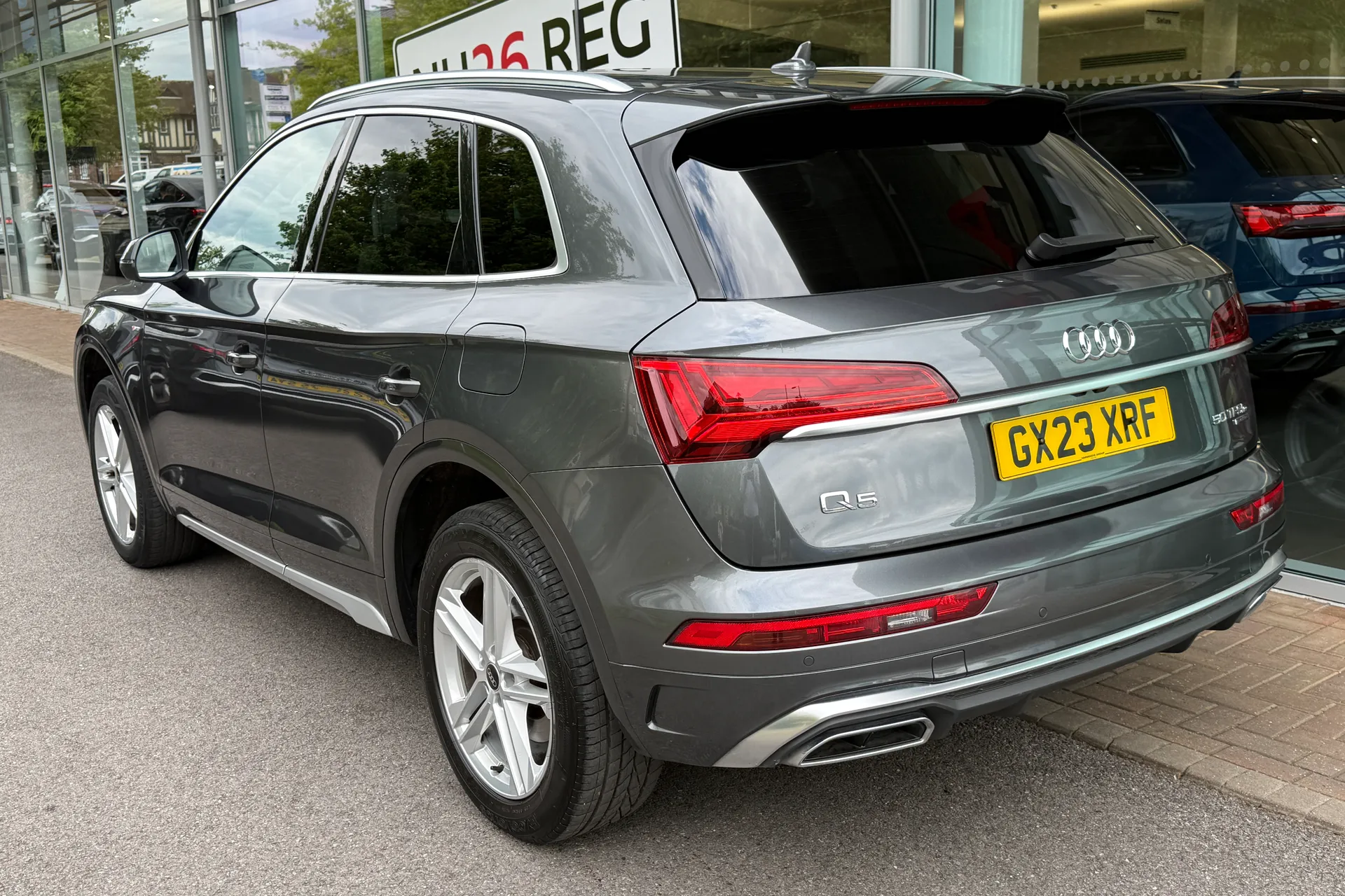 Audi Q5 thumbnail image number 11
