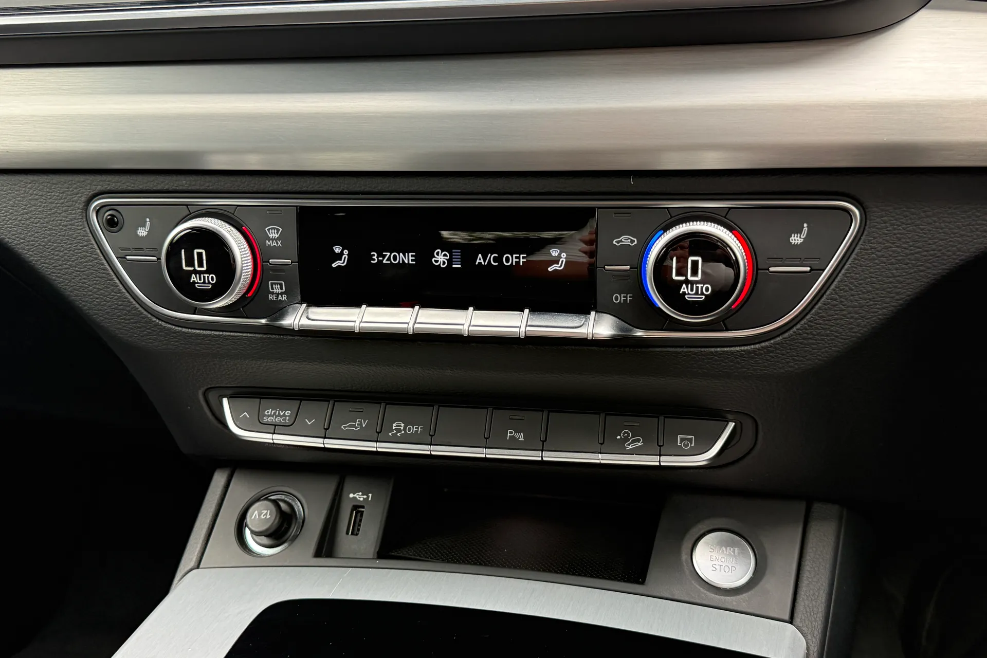 Audi Q5 thumbnail image number 29