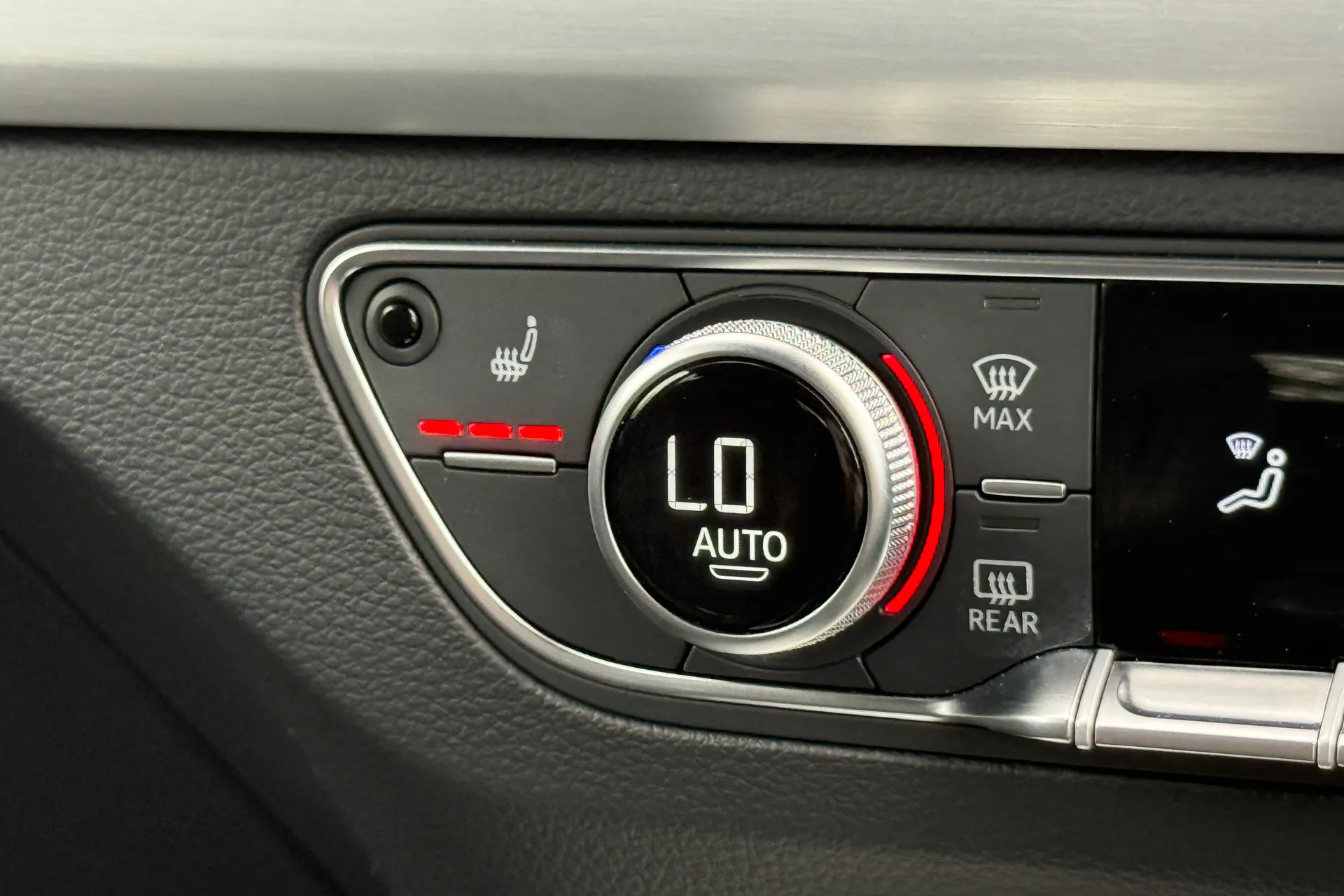 Audi Q5 thumbnail image number 9