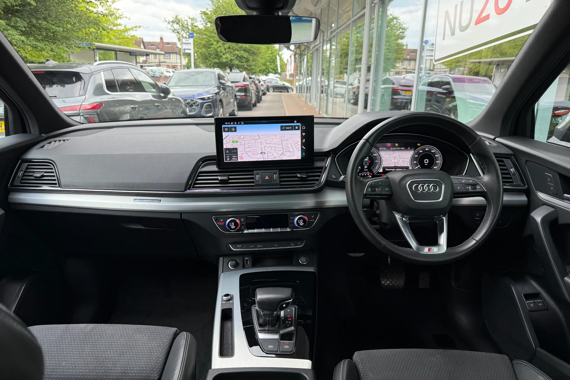 Audi Q5 thumbnail image number 3