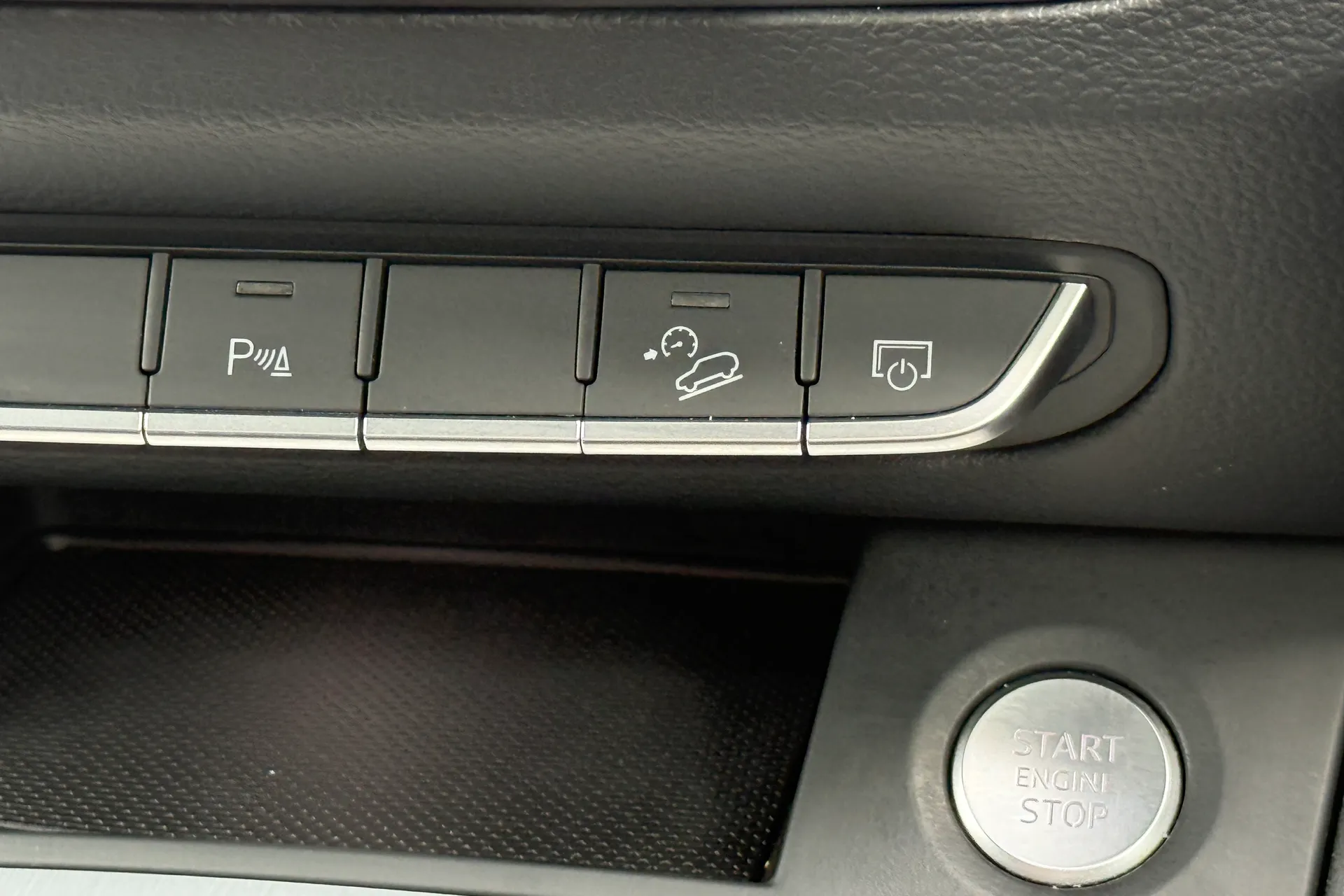 Audi Q5 thumbnail image number 31