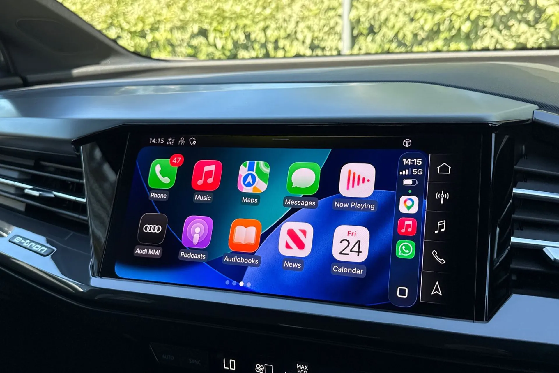 Audi Q4 thumbnail image number 5