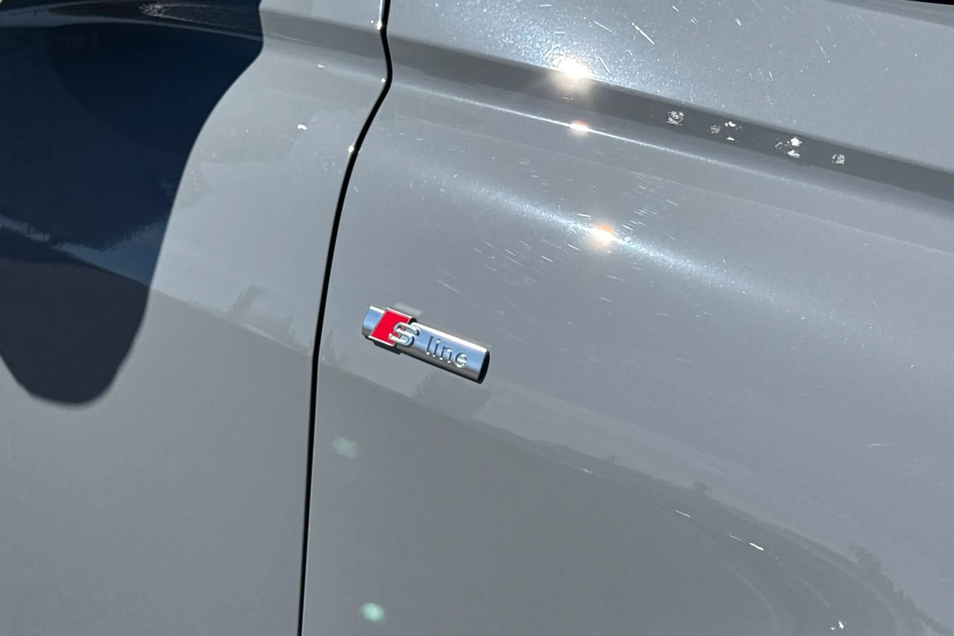 Audi Q4 thumbnail image number 28