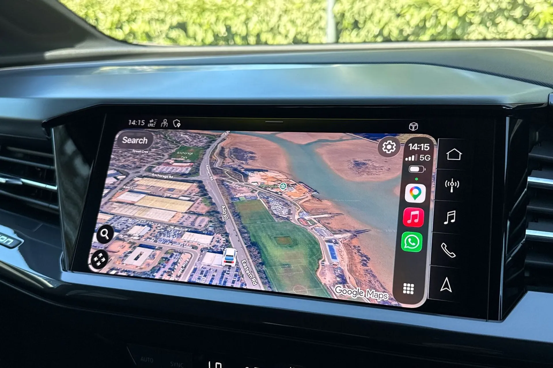 Audi Q4 thumbnail image number 7