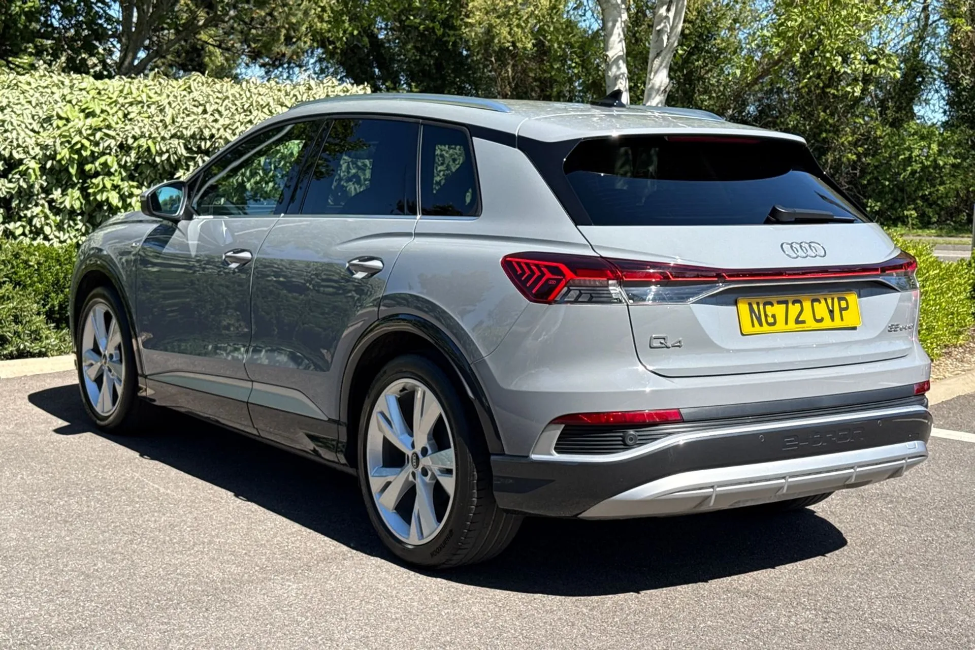 Audi Q4 thumbnail image number 15