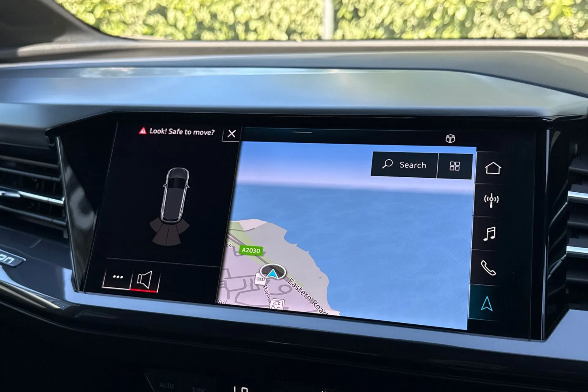 Audi Q4 thumbnail image number 24