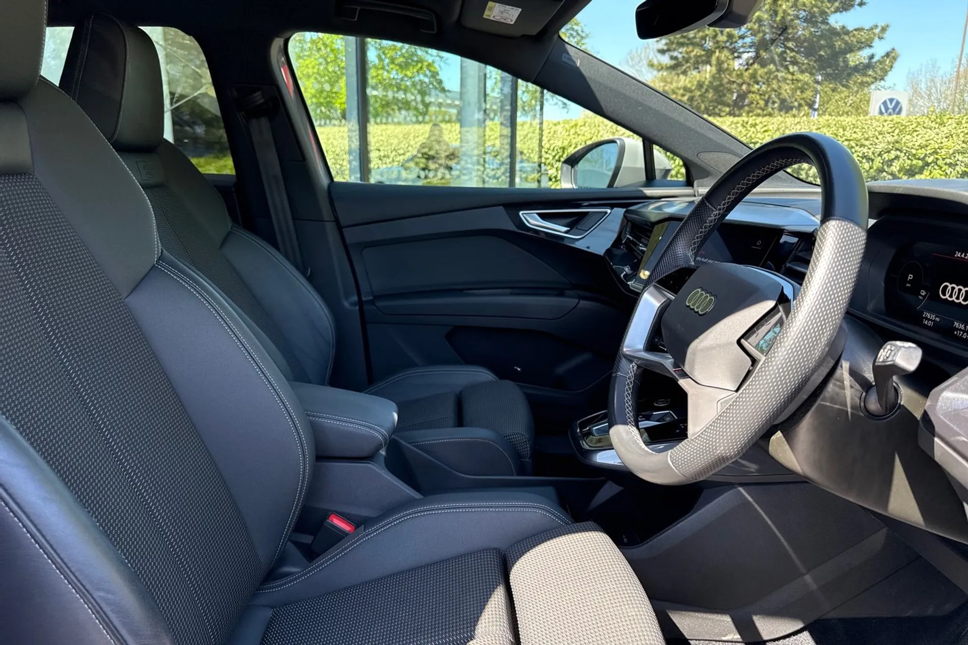 Audi Q4 thumbnail image number 41