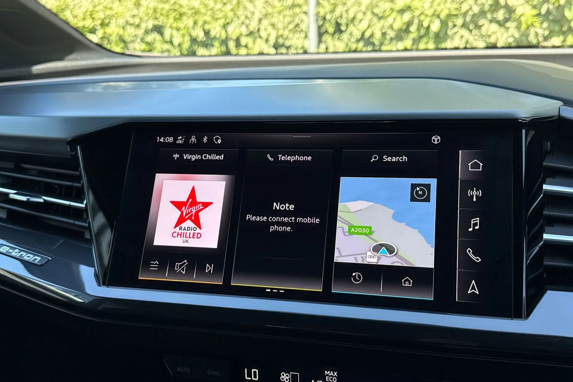 Audi Q4 thumbnail image number 29