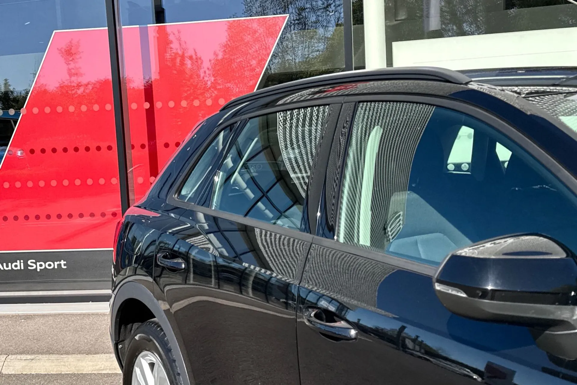 Audi Q3 thumbnail image number 27