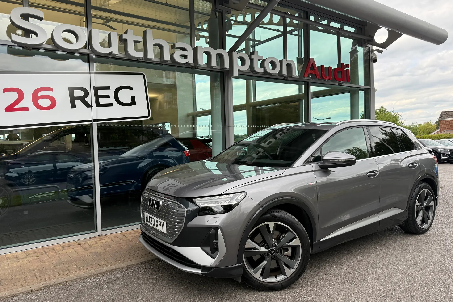 Audi Q4 thumbnail image number 54