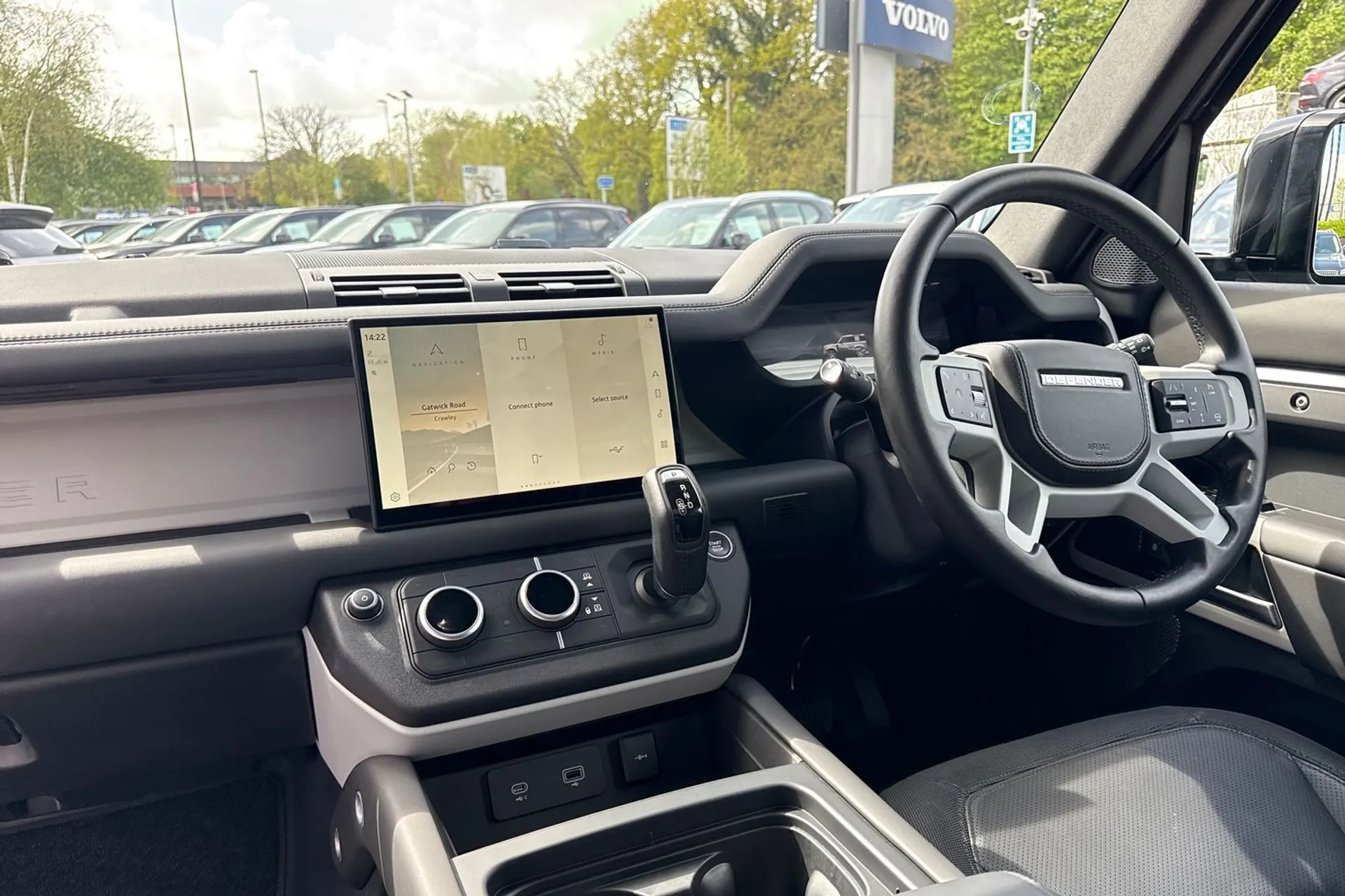 LAND ROVER DEFENDER thumbnail image number 37