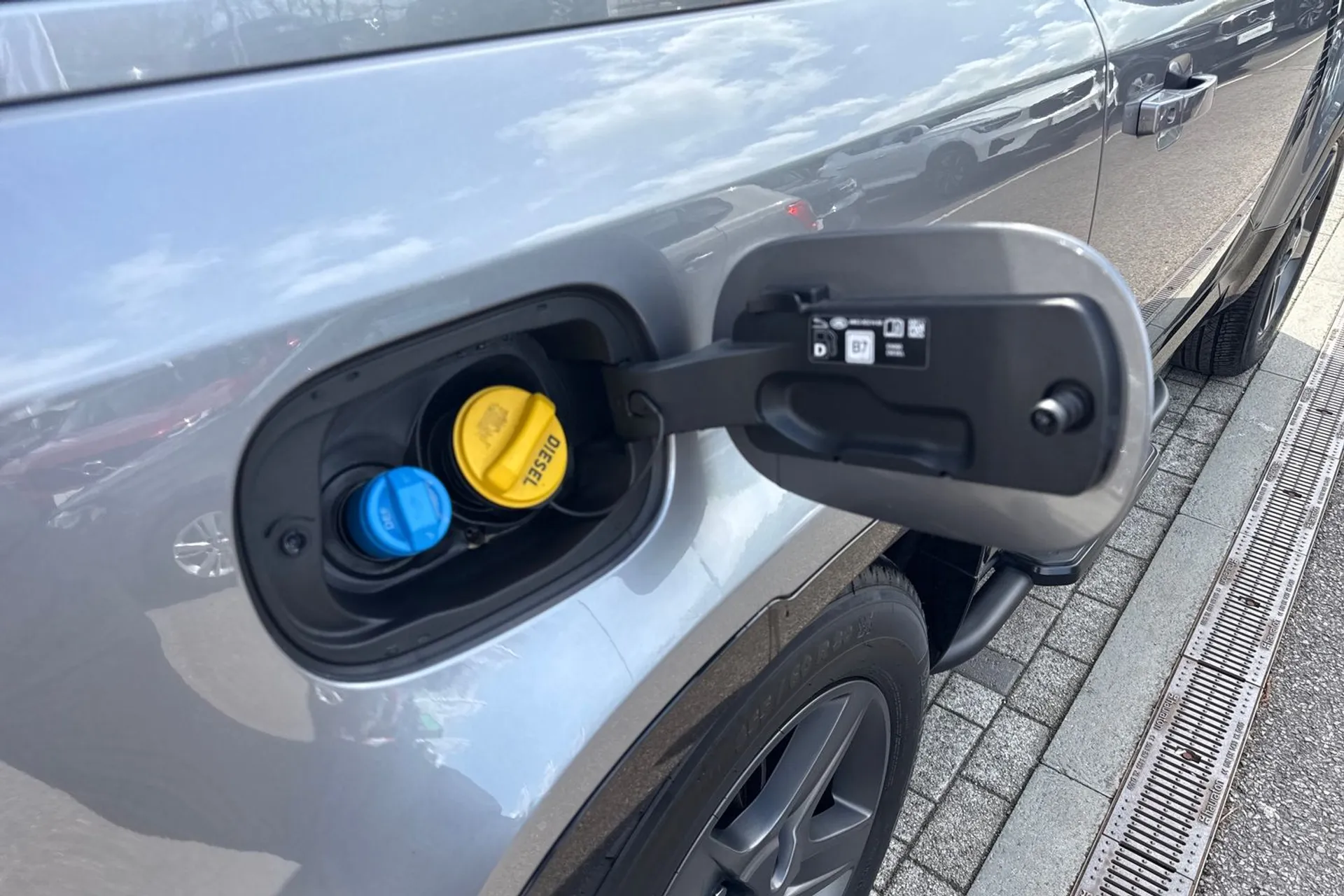 LAND ROVER DEFENDER thumbnail image number 19