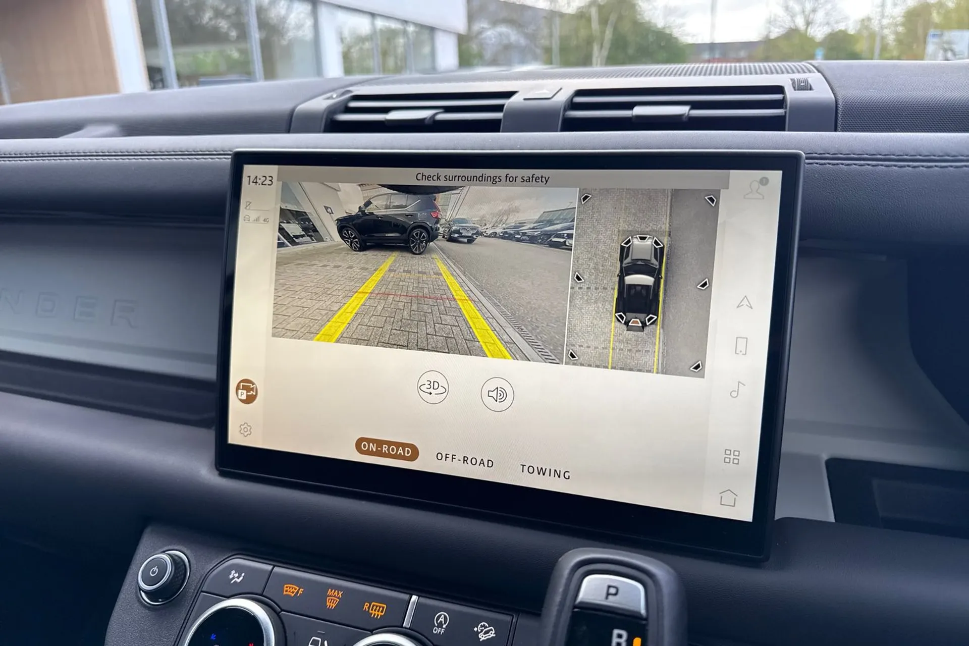 LAND ROVER DEFENDER thumbnail image number 4